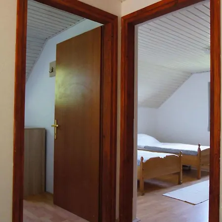 In - Kranjska Дом отдыха