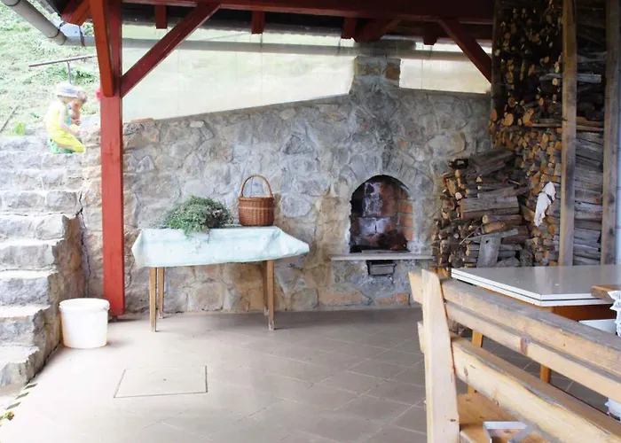 In - Kranjska Prázdninový dům